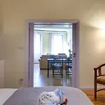 Oriuolo Apartment By Mamo Florence
