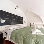 Pepi Loft In A Historical Building