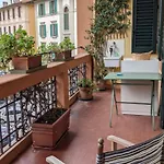 Double Bedroom In Beautiful 30\'S Style Apartment