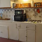 Double Bedroom In Beautiful 30\'S Style Apartment