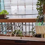 Double Bedroom In Beautiful 30\'S Style Apartment