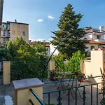 Florence Urban Nest ~ Guesthouse