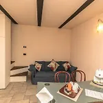 Lovely Apartment By Villa Il Mosaico