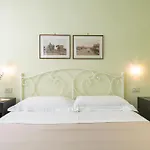 Cadorna Rooms In Florence