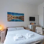 Florence Chich Suite-Hosted By Sweetstay