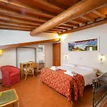 Hotel City