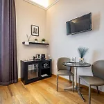 Martelli 6 Suite & Apartments
