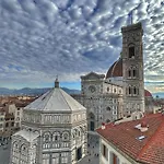 Holiday Ad Duomo, Florence