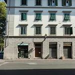Ridolfi Apartment By Mamo Florence