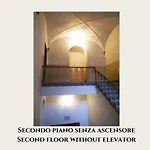 Dante Experience Apartment