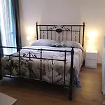 Francarooms