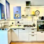 Bright House With Terrace In Santa Croce