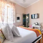 Central View Boutique - Milu Holidays Firenze