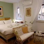 Guicciardini Flat