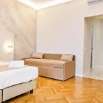 Florence Medali Rooms
