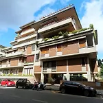 Bibi\'S House