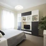 Santa Maria Novella Modern Apartment