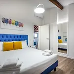 Central View Apartment