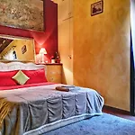 Real Rustic Tuscany Style In Center