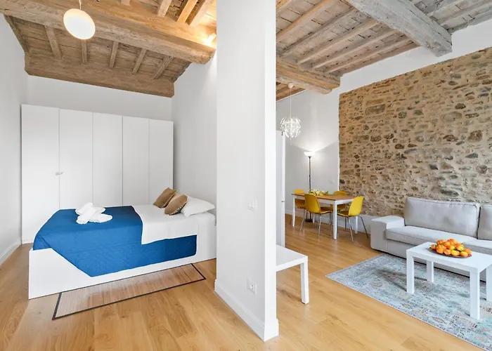 Teatro Della Pergola Apartment