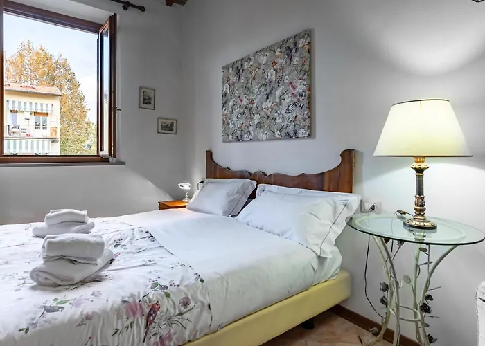 Arno River Quiet Apartment