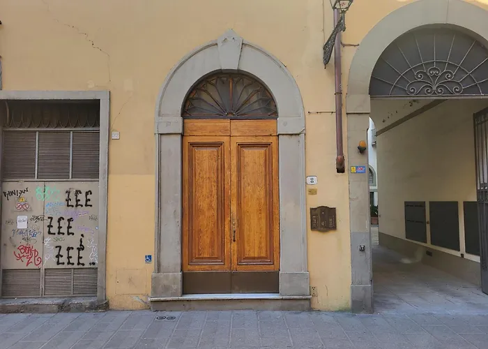 Tintori 1St Floor Loft In The Heart Of The City