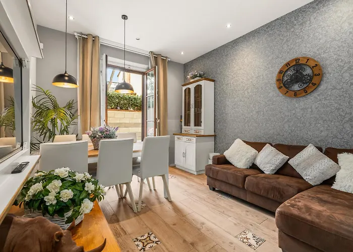 Dolce Vita Spa & Terrace Suite By C&G