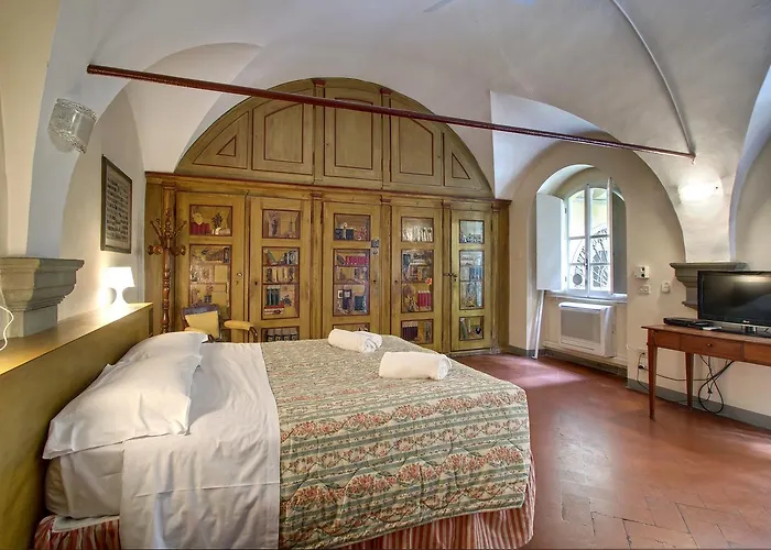 Ravel Apartment Near The Ponte Vecchio