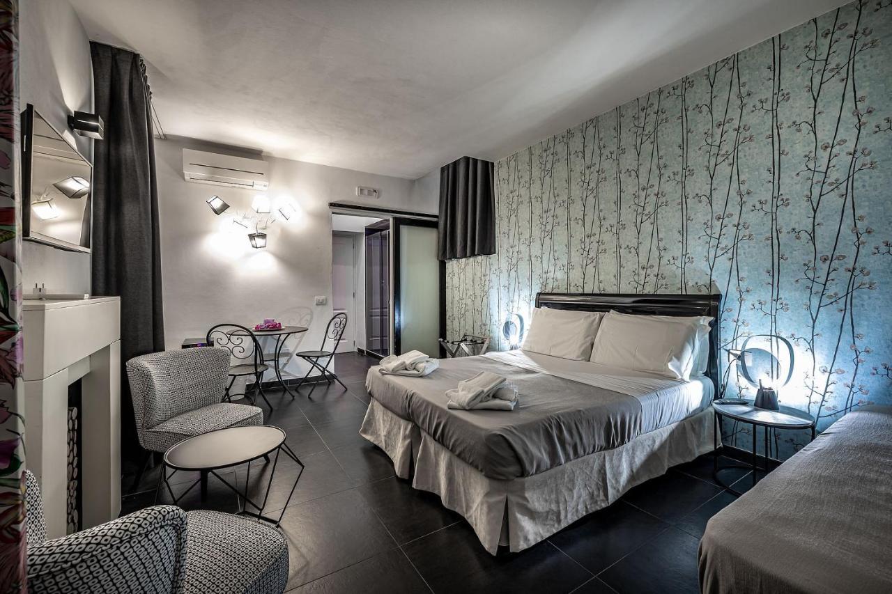 Bed & Breakfast Residenza D'epoca Al Numero 8 3*