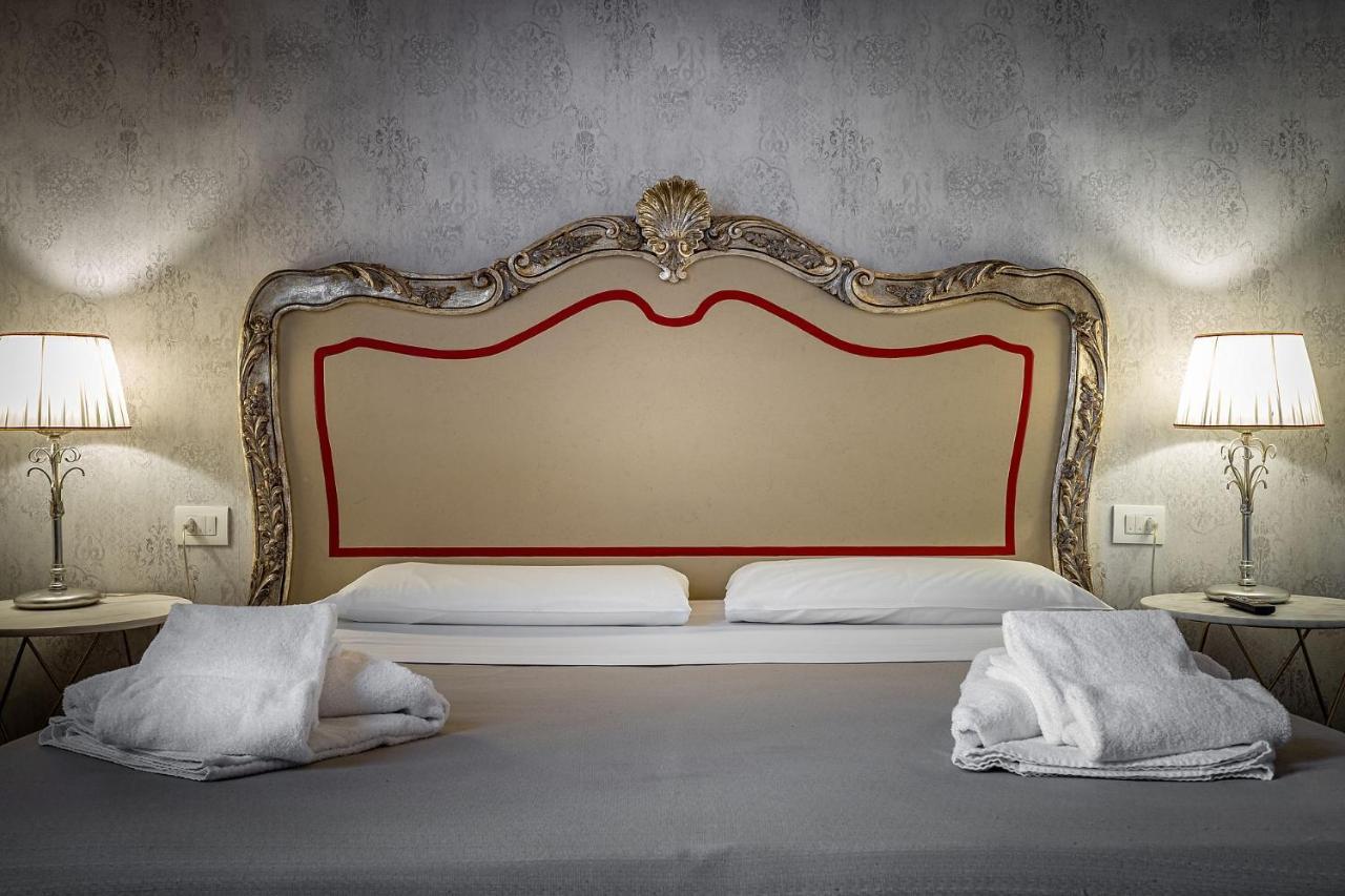 Residenza D'epoca Al Numero 8