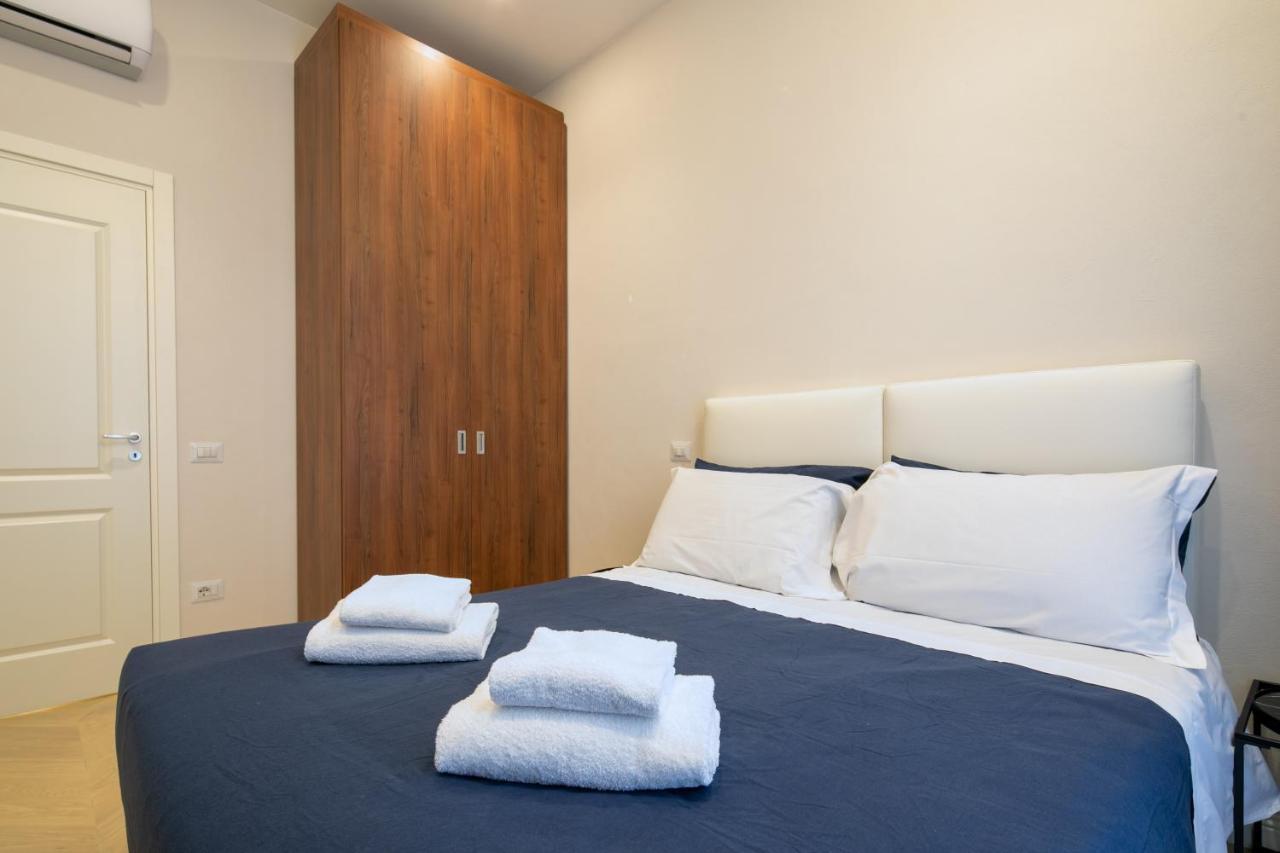 Luxury Blue Duomo By Mmega Apartment