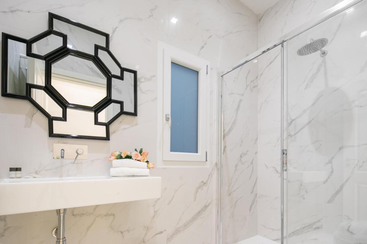 Apartment Luxury Blue Duomo By Mmega