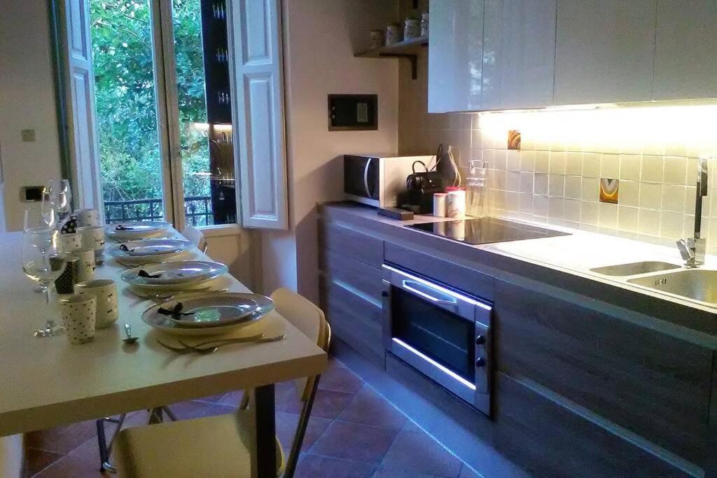 Charming Family With Private Garage * Florence