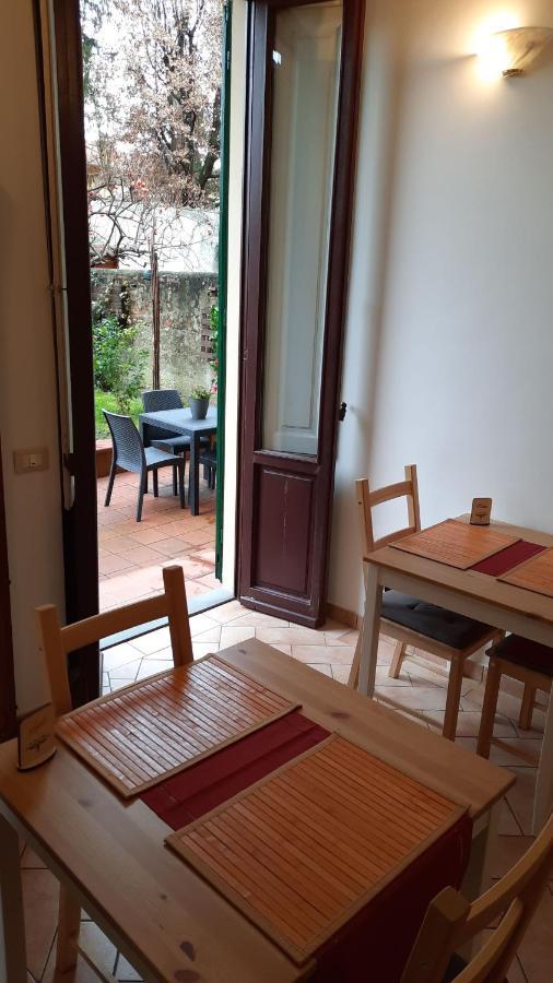 Au Jardin De Apartment *
