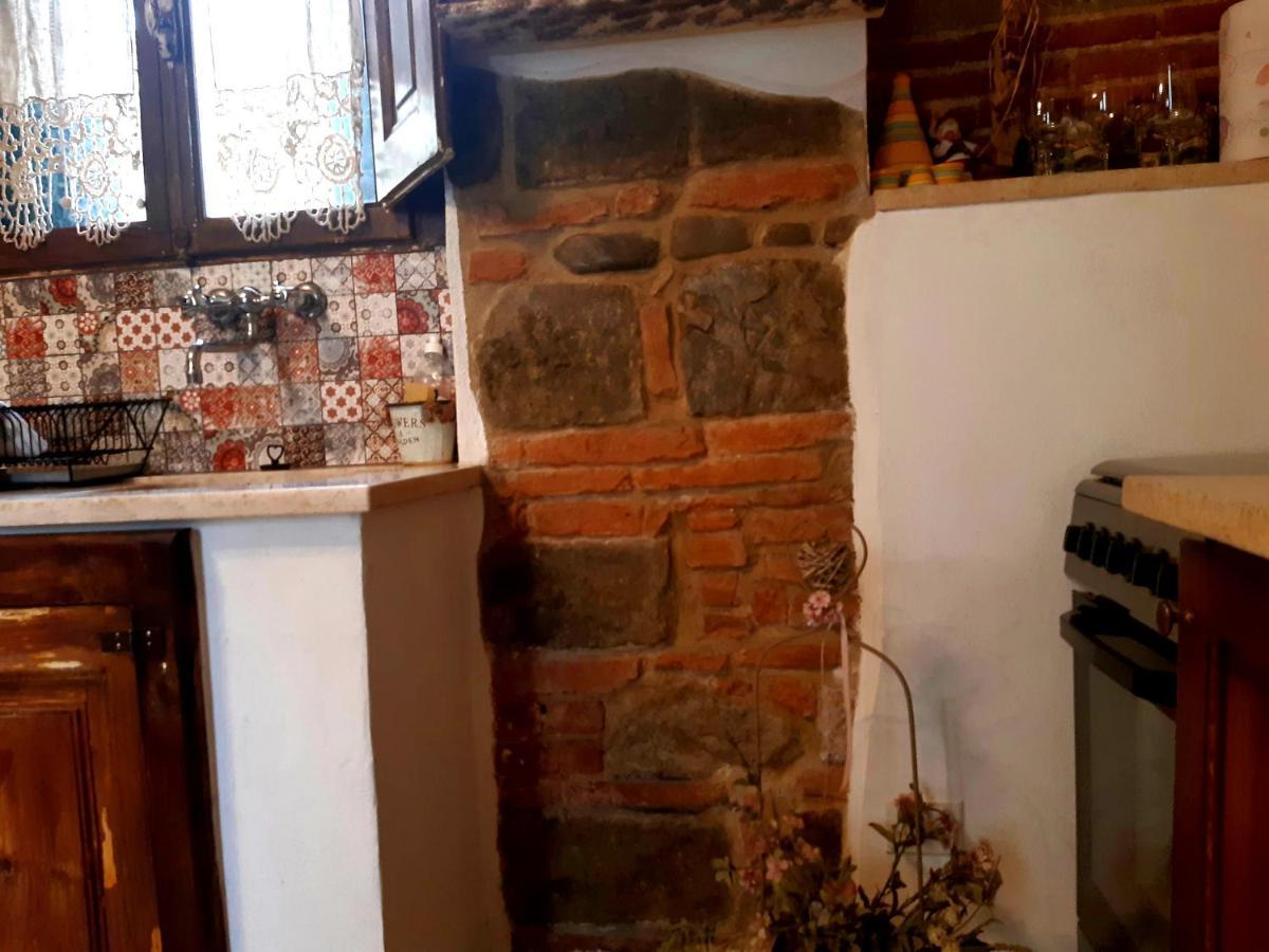 La Vecchia *