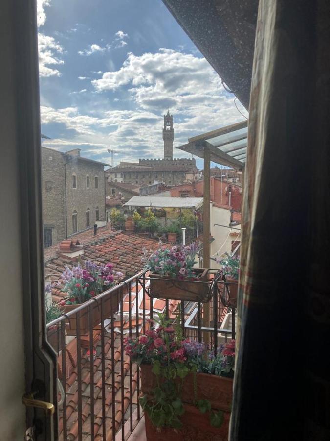 Attico In Piazza Santa Croce *