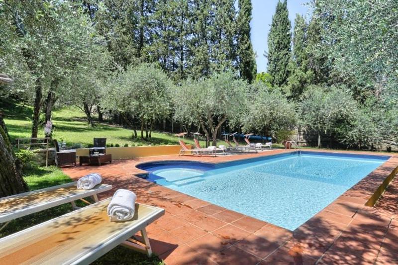 Appartement 3bdrm Luxury In Tuscan Villa,private Estate, Shared Swimmingpool