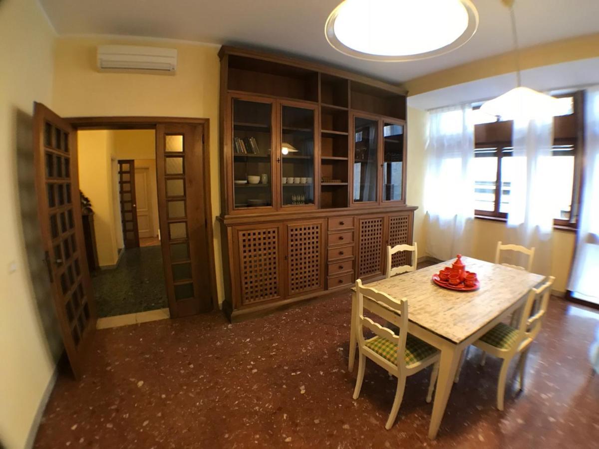 4 Bedrooms - Ponte Vecchio Appartement