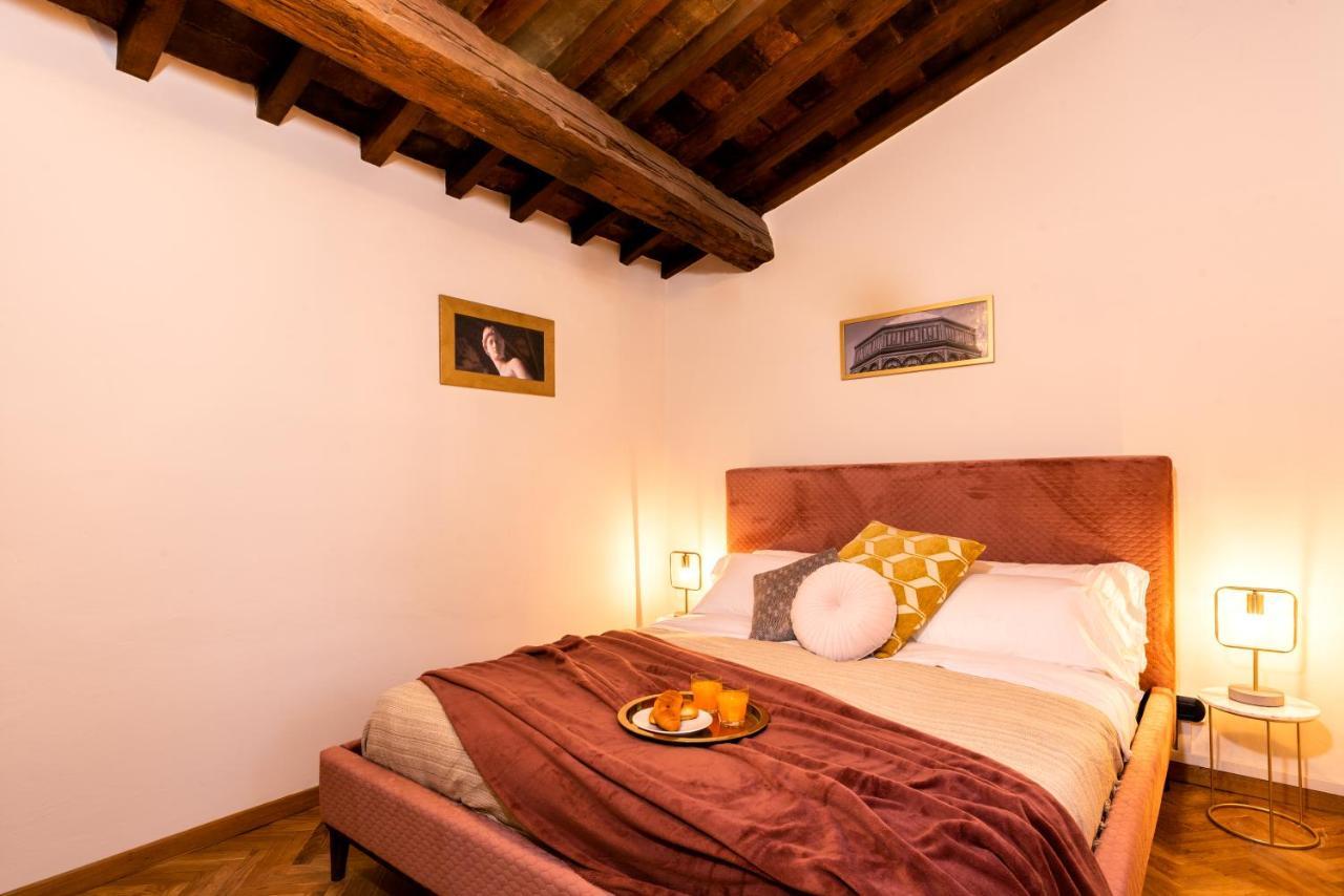Appartement Elegant And Historic 3-bedroom In Center -by Likehomeflorence *