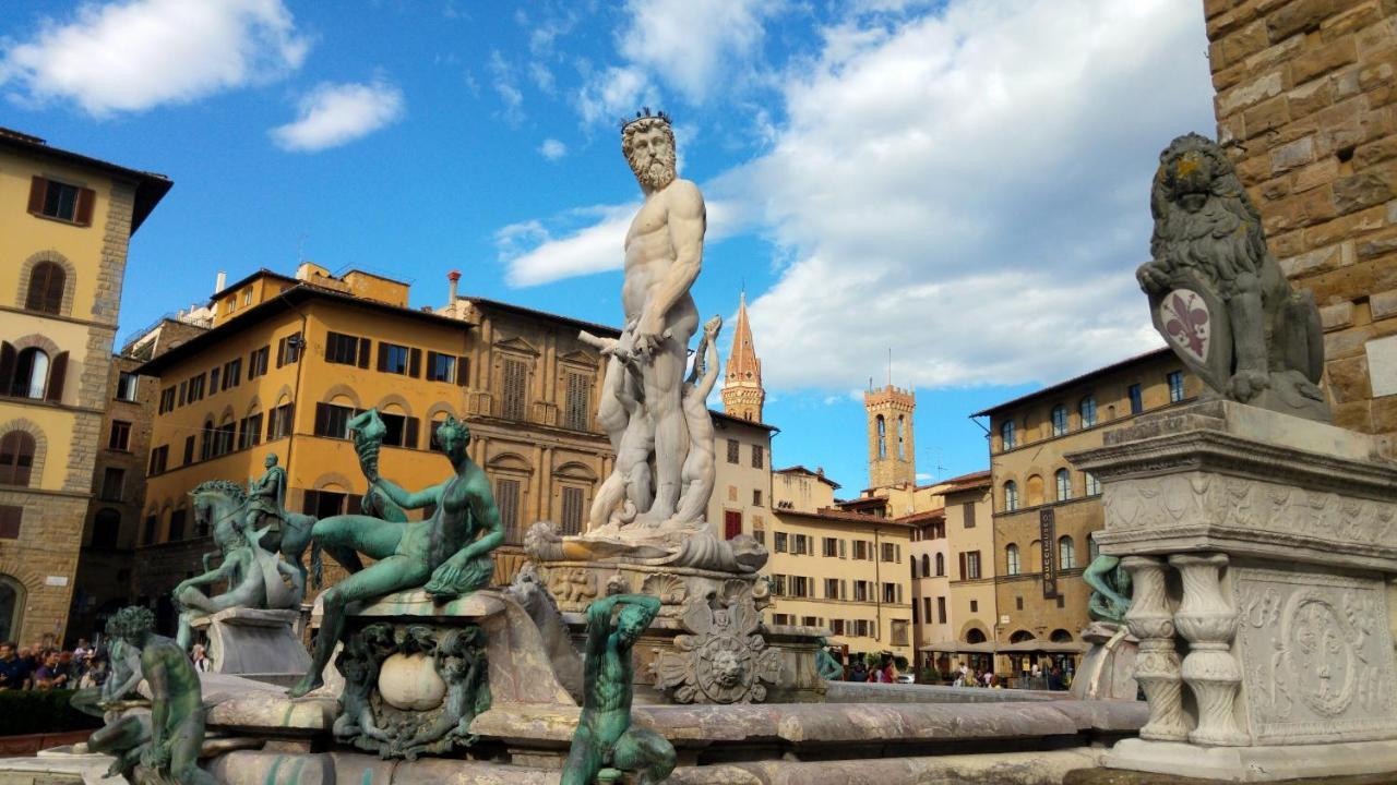 Apartamento Historic Center Palace - Huge 4 Bedrooms Santa Croce - By Likehomeflorence Florença