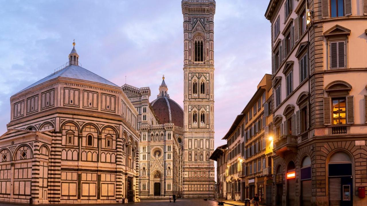 Historic Center Palace - Huge 4 Bedrooms Santa Croce - By Likehomeflorence Apartamento