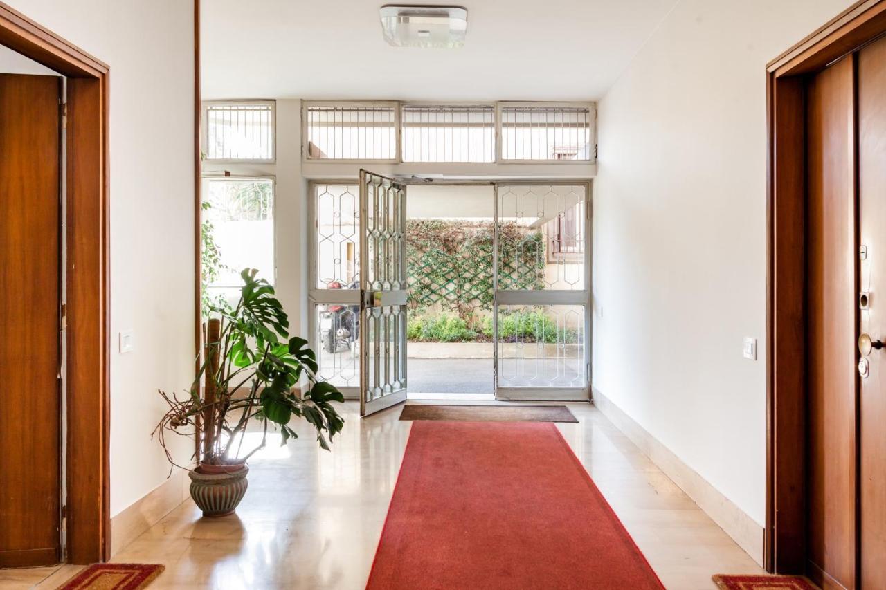 Open The Classic Wooden Shutters At A Cozy Nest Appartement *