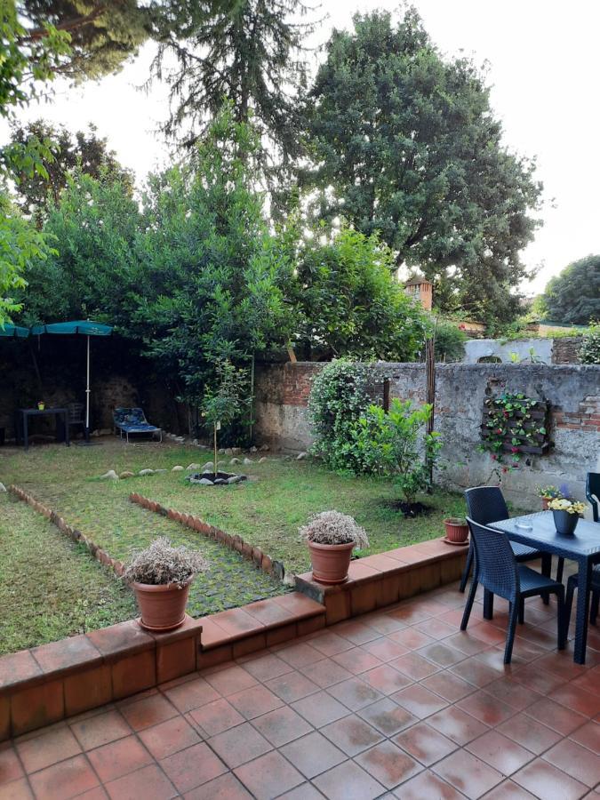 Au Jardin De Florence