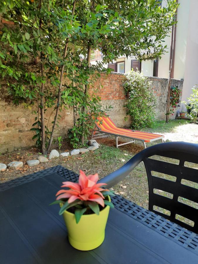 Au Jardin De Apartment