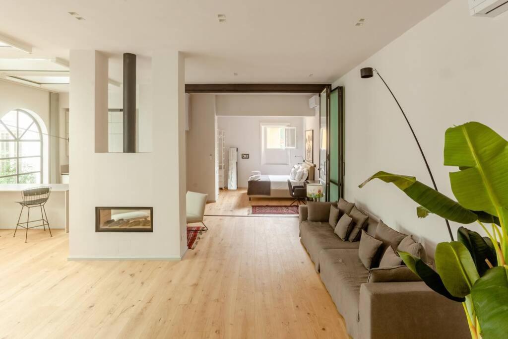 Ex Artist Loft Near Piazzale Michelangelo Appartement *