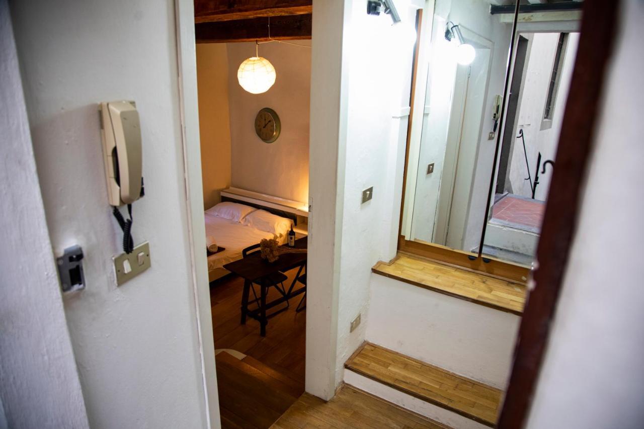 Studio In Tornabuoni Within A Renaissance Building * Florença