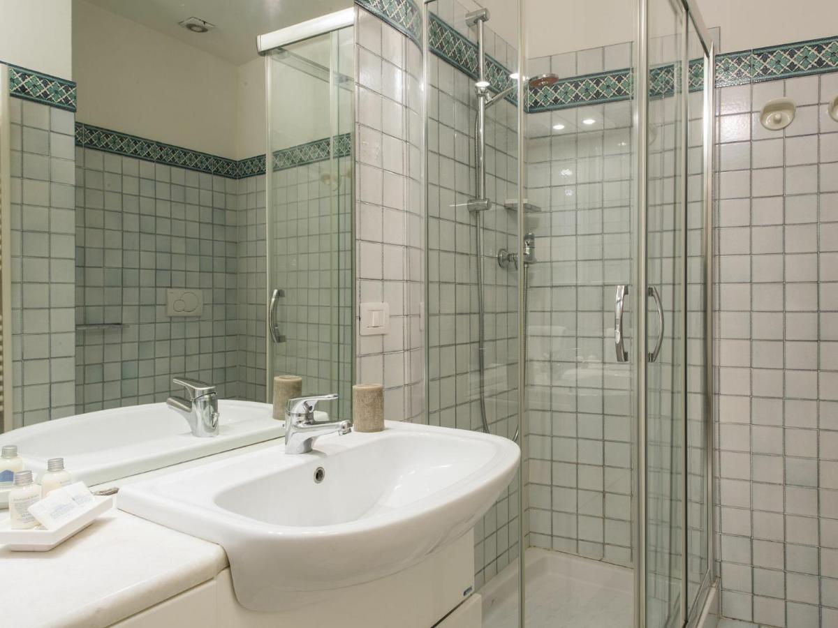 Palazzo Terme By Halldis Apartment