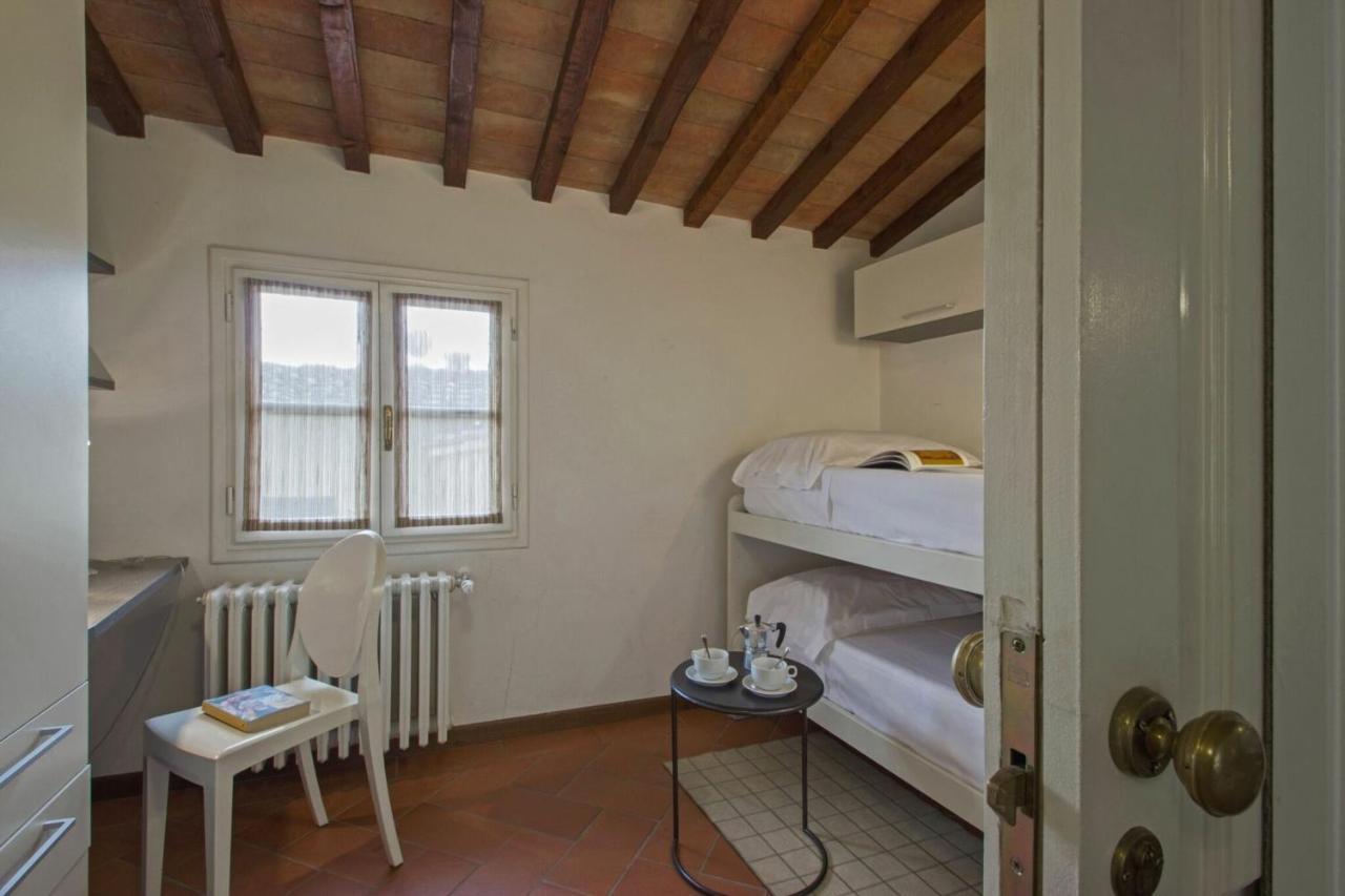 Apartment Palazzo Terme By Halldis Florenz