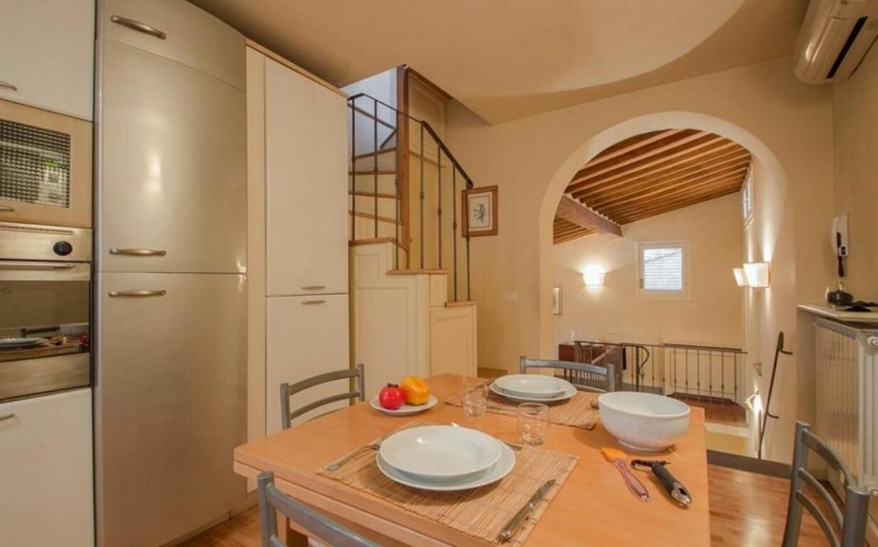 Signorelli Halldis Apartment