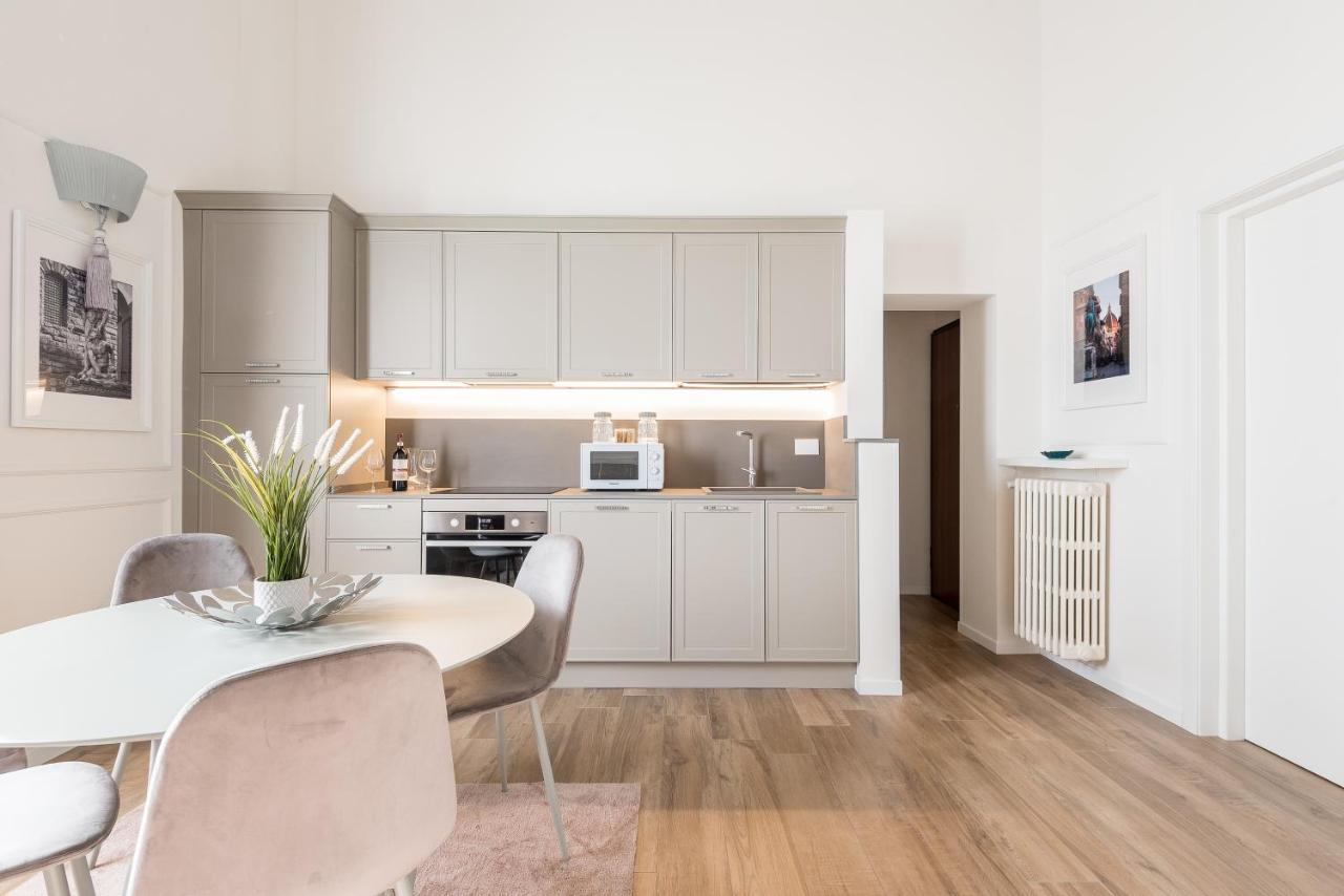 Feel Apartment *
